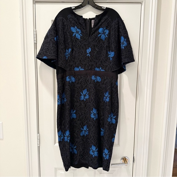 Lela Rose Flutter- Sleeve Floral Lace Sheath Black & Blue Floral Dress - Picture 3 of 9